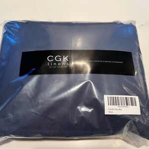 GK Blue Bedding Sheets Set for a Classic Bedroom